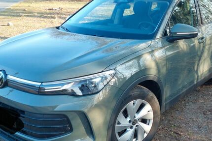 VW Tiguan 22.000 km 30.400 &euro; Weyhausen 38554