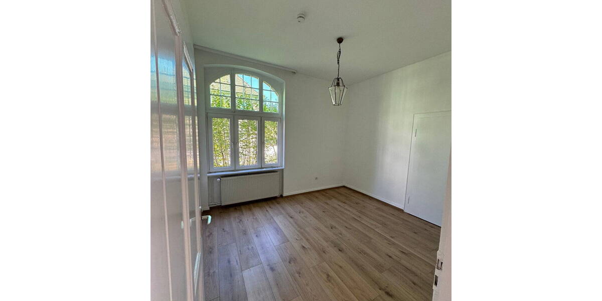 Etagenwohnung Helmstedt - 4 Zimmer, 120 m&sup2;, 850&euro; | Angebot:26684605