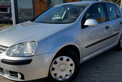 VW Golf 83.990 km 7.490 &euro; Weferlingen 39356