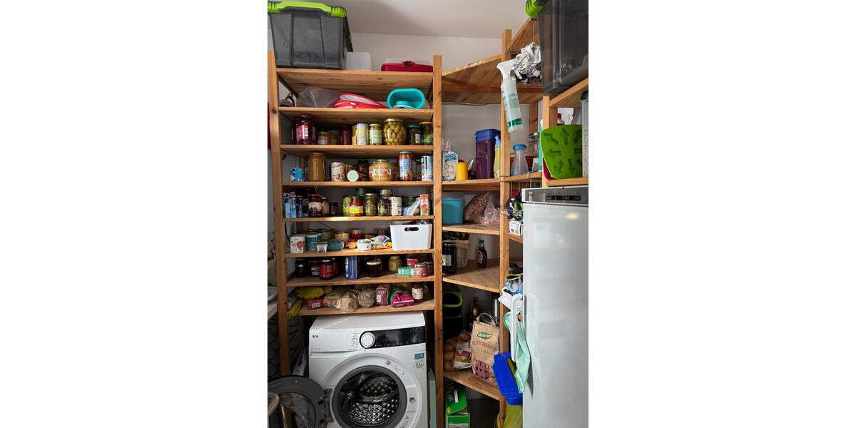 Einfamilienhaus Rühen - 5 Zimmer, 175 m&sup2;, 2.100&euro; | Angebot:25909198