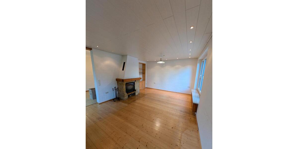 Erdgeschoßwohnung Wolfsburg Ehmen - 6 Zimmer, 164 m&sup2;, 400.000&euro; | Angebot:27083791