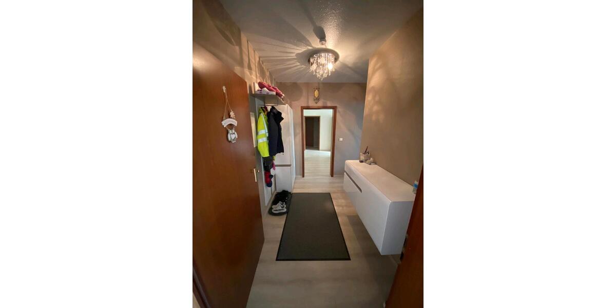 Etagenwohnung Königslutter am Elm - 3 Zimmer, 84 m&sup2;, 180.000&euro; | Angebot:26934581