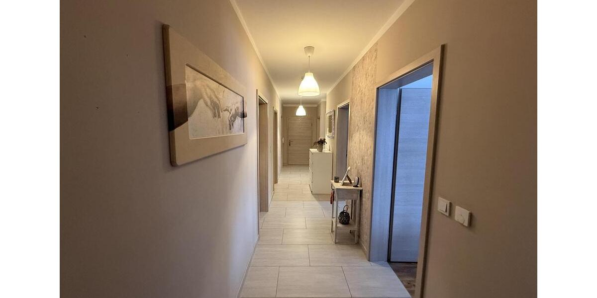 Etagenwohnung Sassenburg - 4 Zimmer, 110 m&sup2;, 1.215&euro; | Angebot:24848560