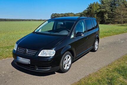 VW Touran 115.800 km 4.990 &euro; Parsau 38470