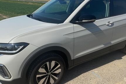 VW T-Cross 13.500 km 22.700 &euro; Braunschweig 38124