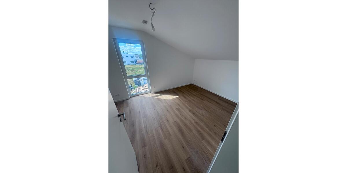 Reihenhaus Weyhausen - 4 Zimmer, 100 m&sup2;, 349.000&euro; | Angebot:26926941