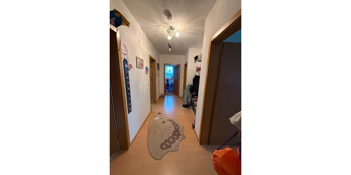 Etagenwohnung Sassenburg - 3 Zimmer, 75 m&sup2;, 550&euro; | Angebot:26269899