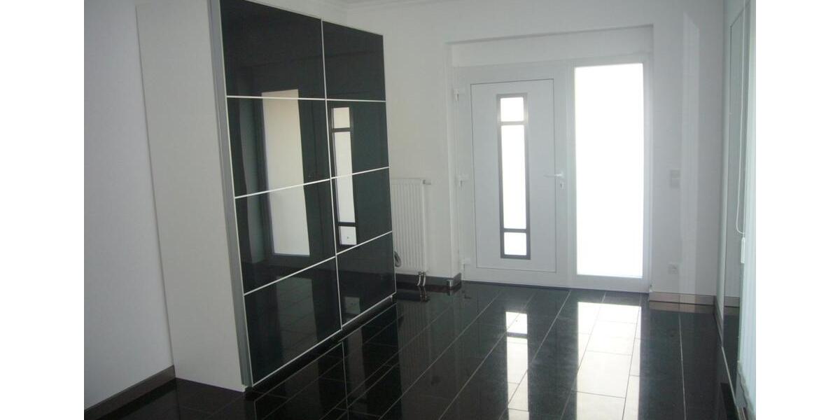 Doppelhaushälfte Wolfsburg - 4 Zimmer, 156 m&sup2;, 1.550&euro; | Angebot:26624372