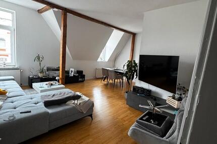Attraktive 23-Zimmer Wohnung in östlichen Ringgebiet - BS