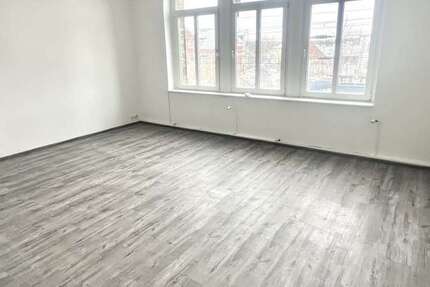 Wohnung Helmstedt - 5 Zimmer, 129 m&sup2;, 1.100&euro; | Angebot:26611149