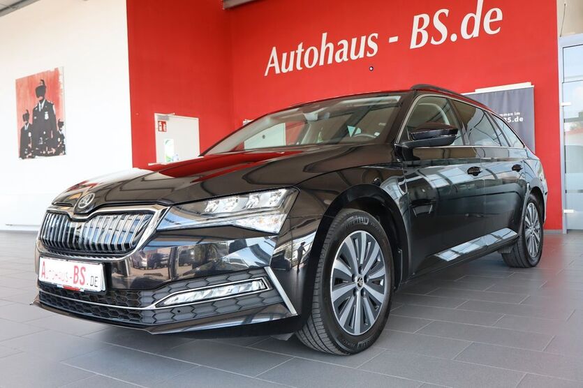 Skoda Superb 90.553 km 22.349 € Braunschweig 38116