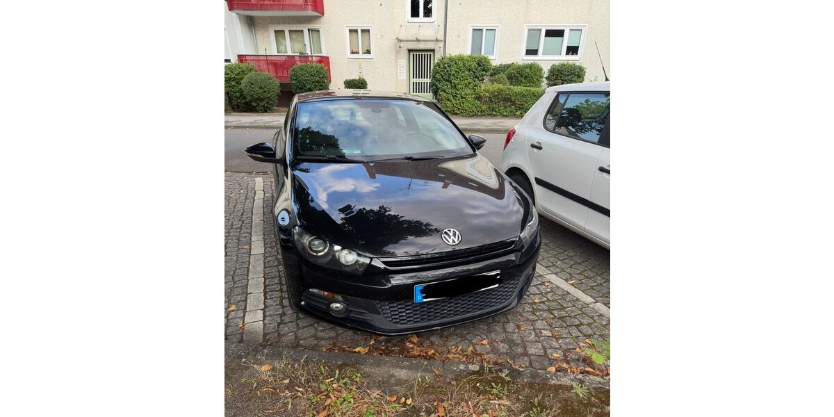 VW Scirocco 168.000 km 8.799 &euro; Rennau 38368