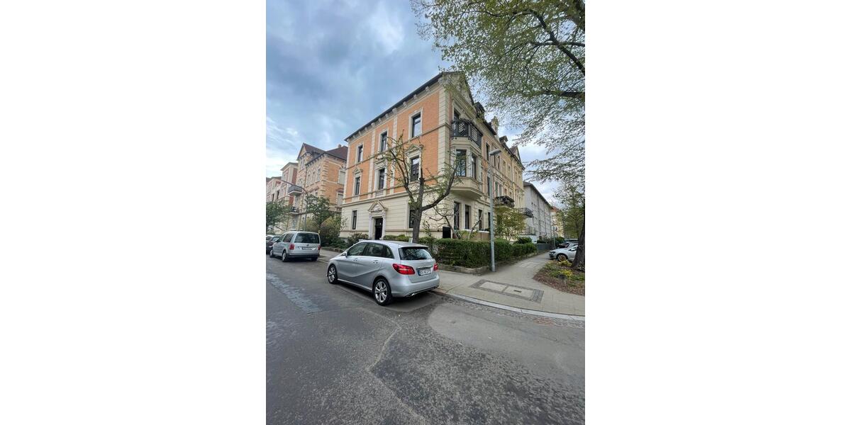 Etagenwohnung Braunschweig Südstadt- Rautheim- Mascherode - 6 Zimmer, 140 m&sup2;, 460.000&euro; | Angebot:26221942