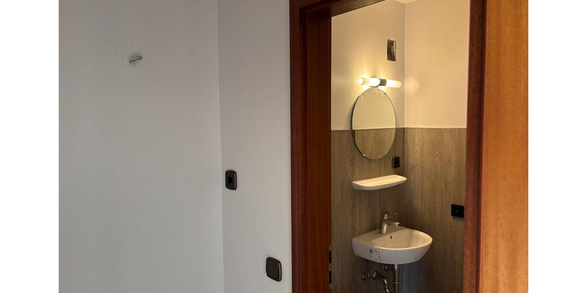Dachgeschoßwohnung Wolfsburg Detmerode - 2.5 Zimmer, 74 m&sup2;, 650&euro; | Angebot:26679205