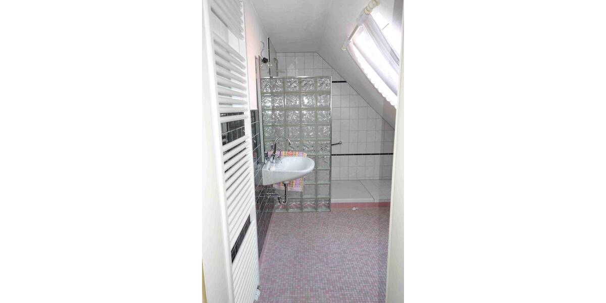 Einfaches Einfamilienhaus auf Eigentumsgrundstück in Weyhausen 5 zimmer