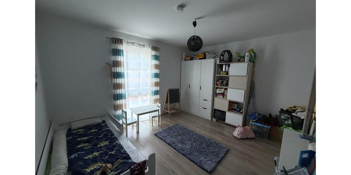 Etagenwohnung Sassenburg - 4 Zimmer, 110 m&sup2;, 1.050&euro; | Angebot:26675225