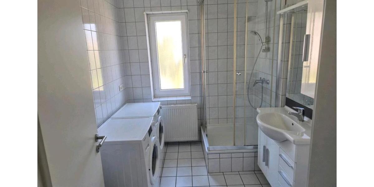Etagenwohnung Rühen - 2 Zimmer, 65 m&sup2;, 530&euro; | Angebot:26645779