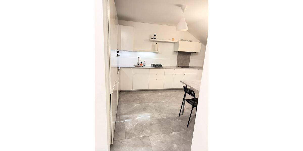 Dachgeschoßwohnung Sassenburg - 4 Zimmer, 125 m&sup2;, 1.050&euro; | Angebot:25908330