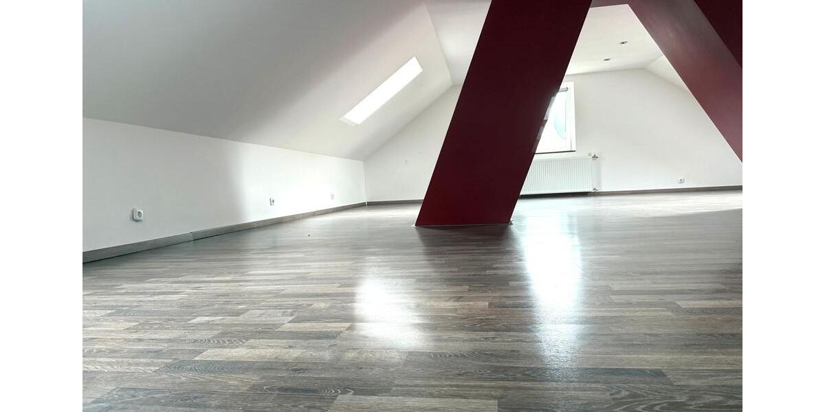 Doppelhaushälfte Helmstedt - 6 Zimmer, 200 m&sup2;, 1.600&euro; | Angebot:25049139