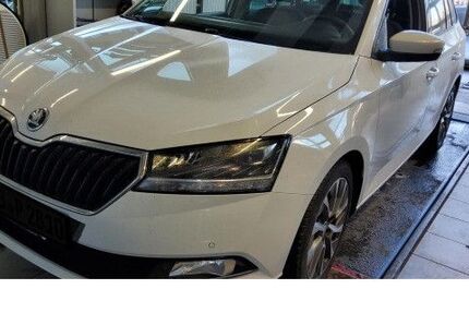 Skoda Fabia 42.200 km 16.690 &euro; Wolfsburg 38440