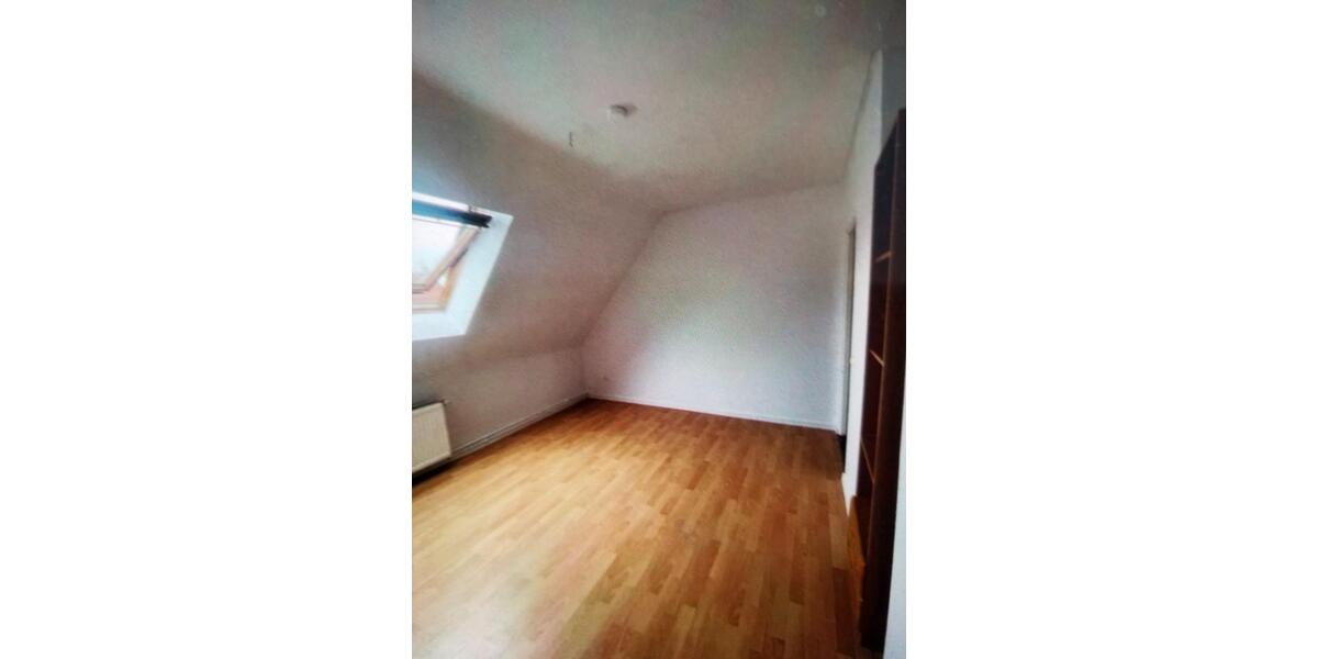 Dachgeschoßwohnung Braunschweig Wabe-Schunter-Beberbach - 3 Zimmer, 54 m&sup2;, 350&euro; | Angebot:26321753