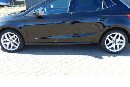 Seat Ibiza 1.0 FR-Line TSI BMT 4Trg Navi Klima 23.900 km 15.990 € Vordorf 38533