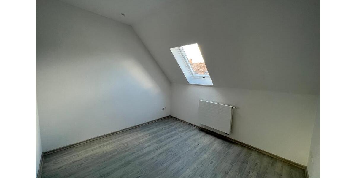 Etagenwohnung Helmstedt - 4 Zimmer, 120 m&sup2;, 970&euro; | Angebot:26676406