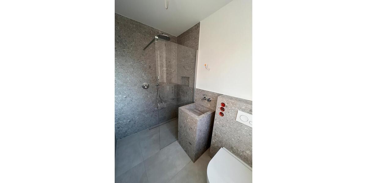 Doppelhaushälfte Jembke - 4 Zimmer, 135 m&sup2;, 1.750&euro; | Angebot:26040596