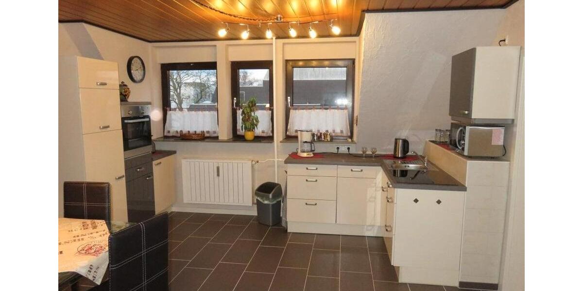 Dachgeschoßwohnung Wolfsburg - 2 Zimmer, 60 m&sup2;, 550&euro; | Angebot:26237596