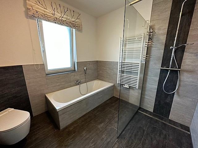 Etagenwohnung Gifhorn - 4 Zimmer, 130 m&sup2;, 1.340&euro; | Angebot:26144572