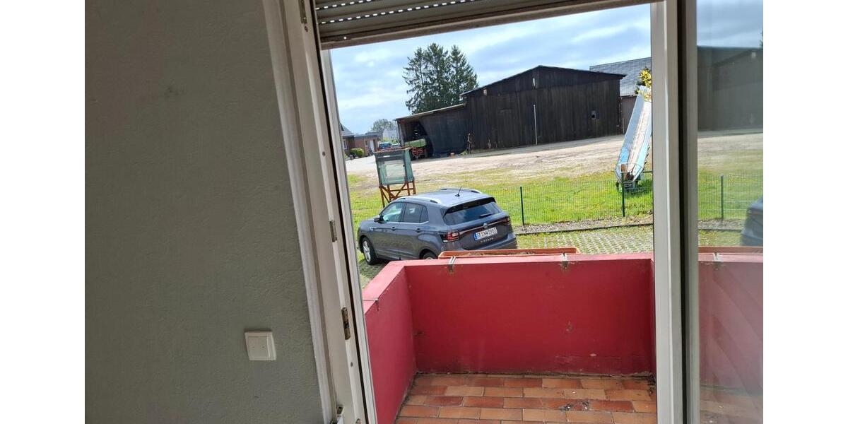 Erdgeschoßwohnung Rühen - 3 Zimmer, 84 m&sup2;, 690&euro; | Angebot:26412718