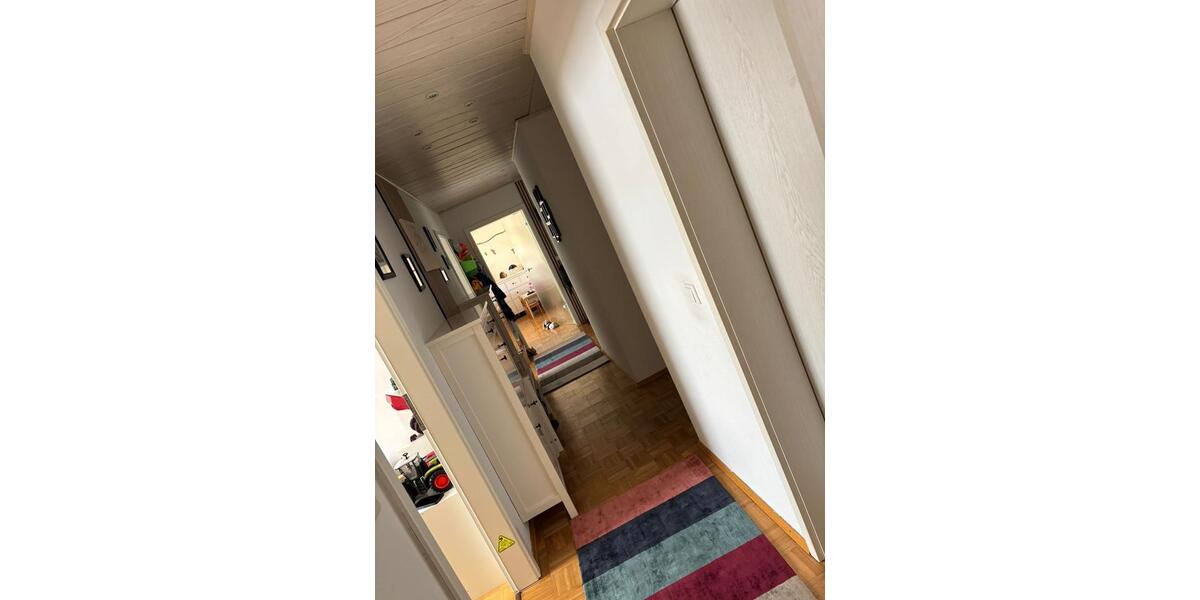 Etagenwohnung Helmstedt - 3 Zimmer, 92 m&sup2;, 185.000&euro; | Angebot:26051517