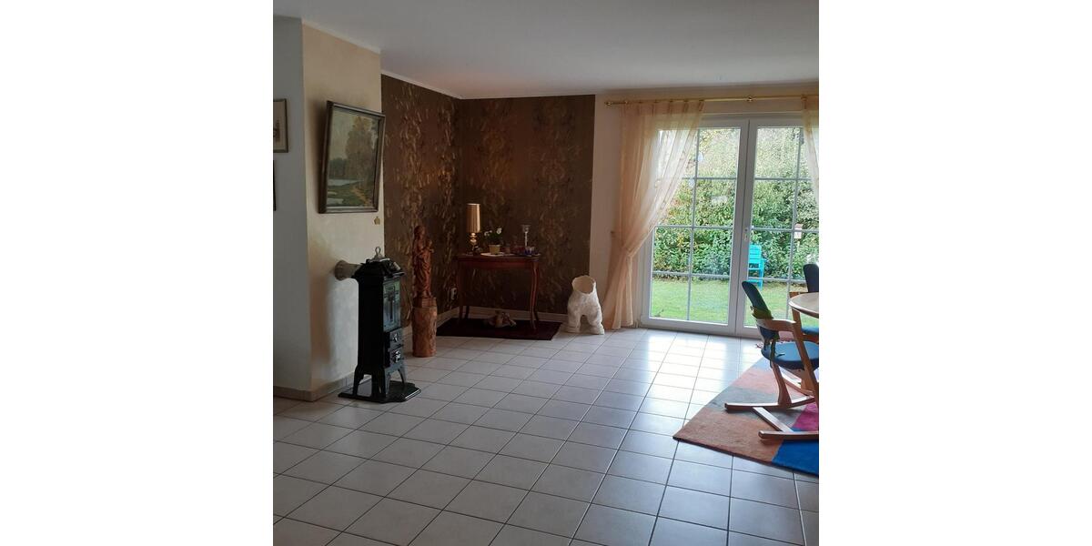 Einfamilienhaus Velpke - 7 Zimmer, 190 m&sup2;, 1.600&euro; | Angebot:26505869
