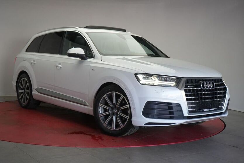 Q7