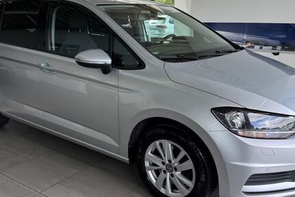 VW Touran 150.000 km 20.490 &euro; Braunschweig 38116