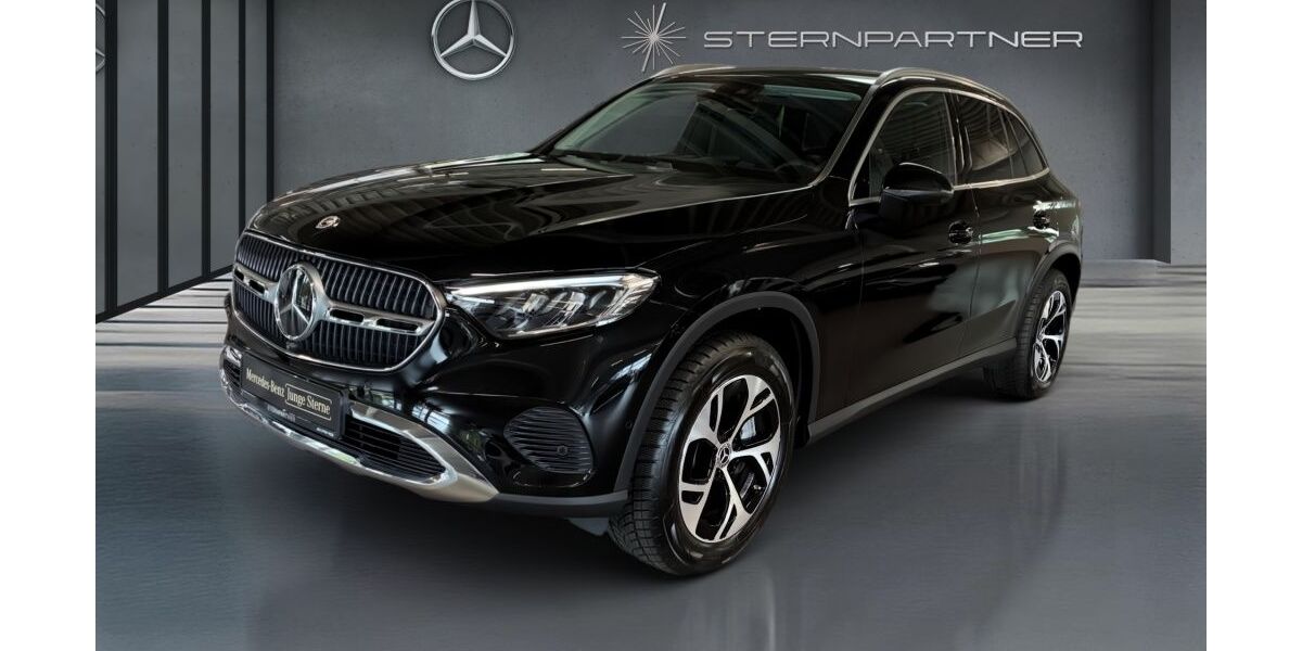 Mercedes-Benz GLC 300 9.196 km 59.780 &euro; Gifhorn 38518
