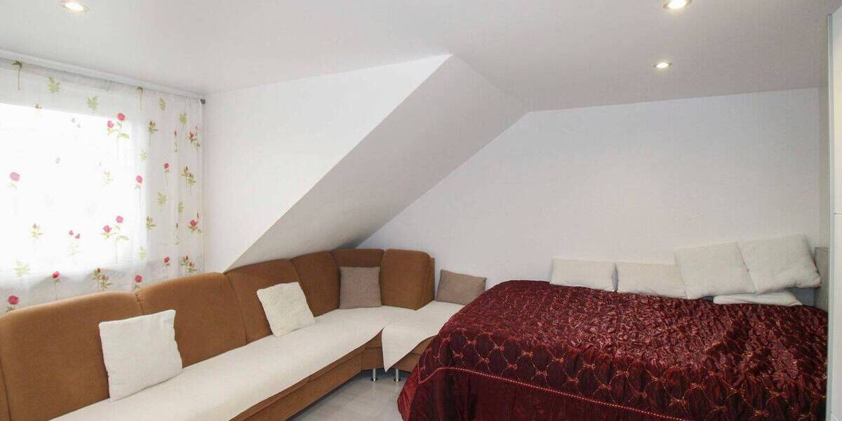 Mehrfamilienhaus, Wohnhaus Braunschweig Lehndorf - 6 Zimmer, 163 m&sup2;, 650.000&euro; | Angebot:26528159