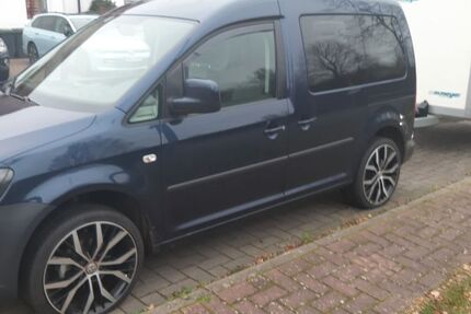 VW Caddy 195.000 km 8.900 € Wolfsburg 38448
