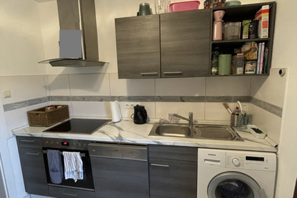 Helle 2-Zimmer-Wohnung mit EBK, Balkon und Stellplatz 2 zimmer