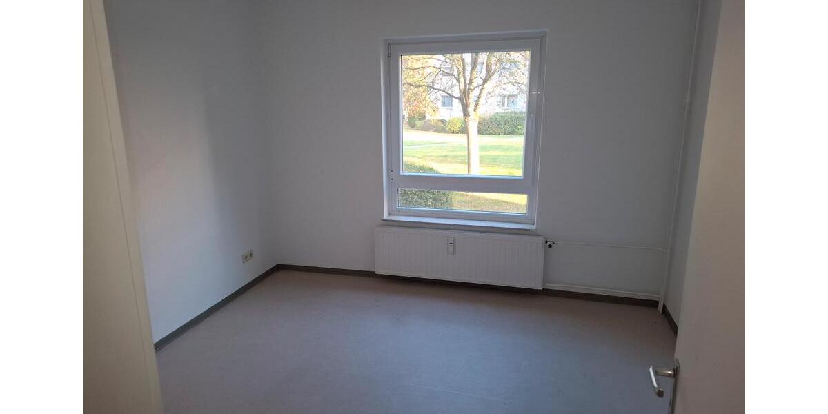 Erdgeschoßwohnung Wolfsburg - 3 Zimmer, 151 m&sup2;, 265.000&euro; | Angebot:26134783