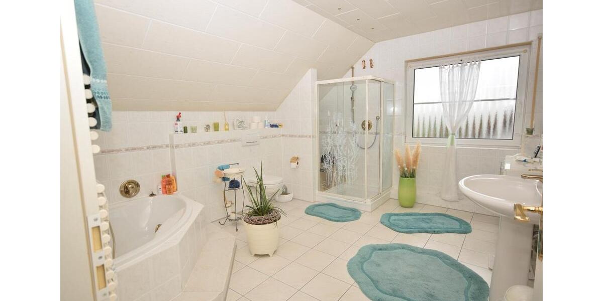 Einfamilienhaus Königslutter am Elm - 4.5 Zimmer, 155 m&sup2;, 395.000&euro; | Angebot:26802732