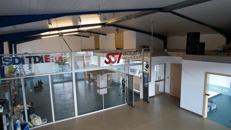 Büro Praxis Lager Gewerbe top gelegen
