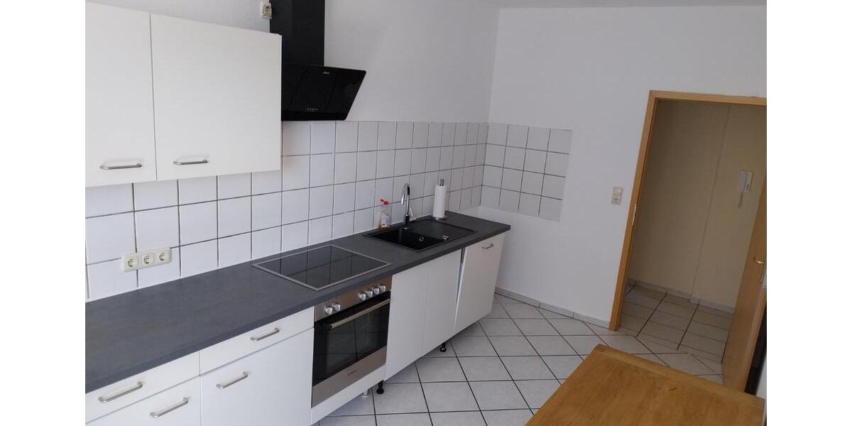 3 Zi.-Whg. in Lehre-Essehof, 86qm, 1. OG, mit Balkon und Küche 3 zimmer