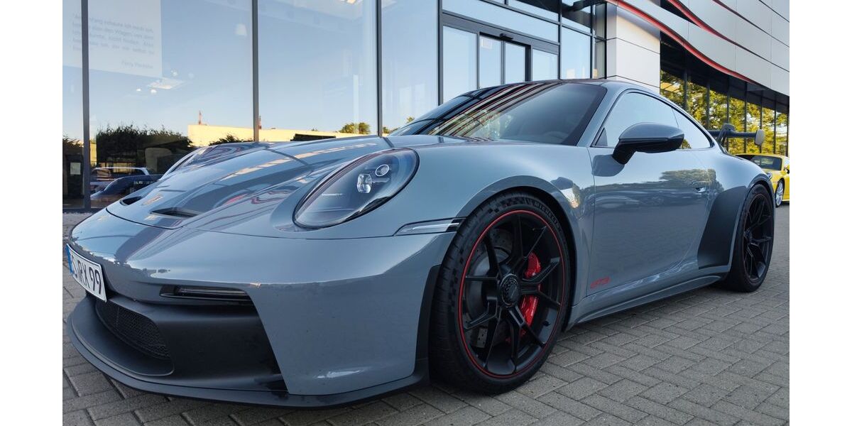 Porsche 992 3.500 km 206.000 &euro; Wolfsburg 38446