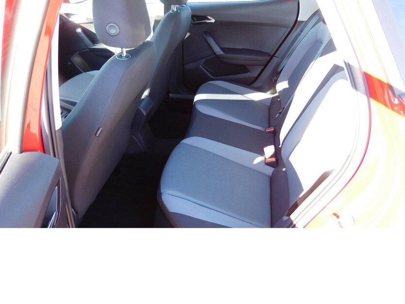 Seat Arona 1.0 Style Beats TSI BMT Klima Navi Alu 31.900 km 15.990 € Vordorf 38533