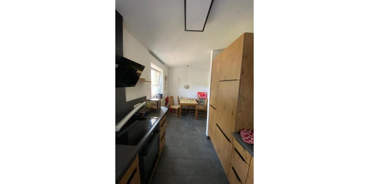 Schöne 2-Zimmer-Hochparterre-Wohnung mit EBK im Grünen 2 zimmer