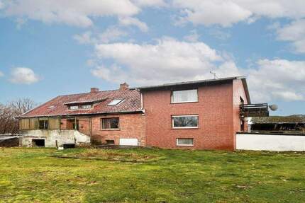 Grundstück mit Altbestand - Sanierung oder attraktive Neubauperspektive zimmer