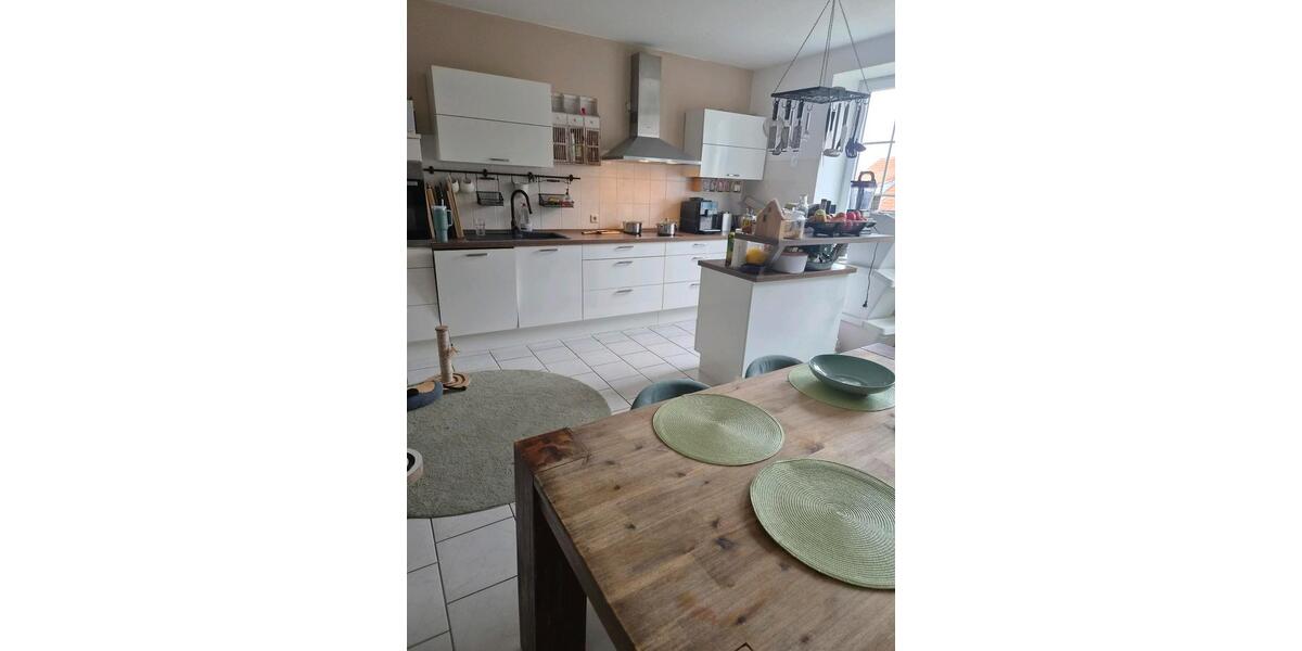 Etagenwohnung Wolfsburg Alt-Wolfsburg - 4 Zimmer, 140 m&sup2;, 1.250&euro; | Angebot:26463815