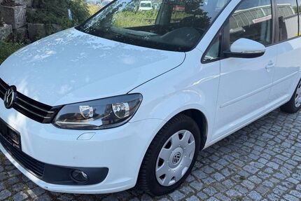 VW Touran 357.200 km 5.970 &euro; Braunschweig 38112