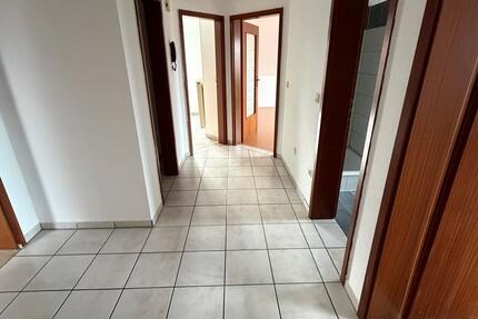Wohnung Gifhorn - 3 Zimmer, 70 m&sup2;, 600&euro; | Angebot:25341101